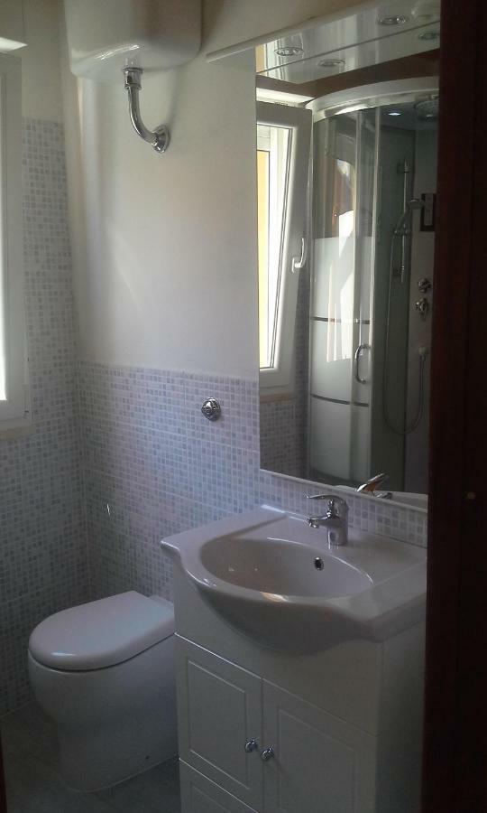 Monolocale Sonnino Villa Cagliari Buitenkant foto